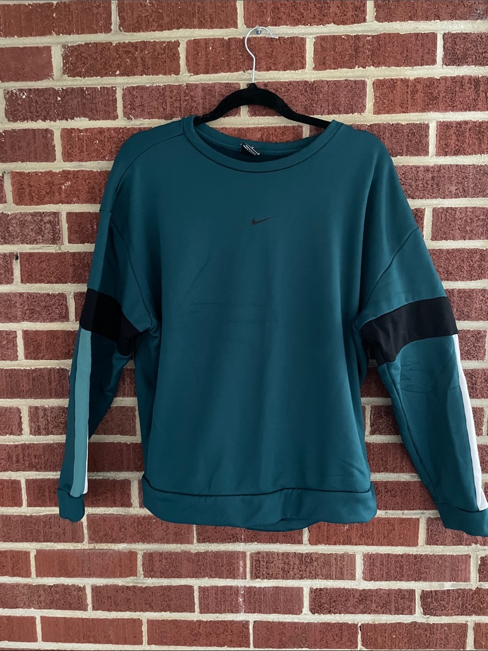 Nike Teal and Black Crewneck Sweatshirt